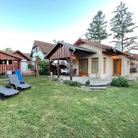 Mária 76 Appartamento Balatonkeresztúr